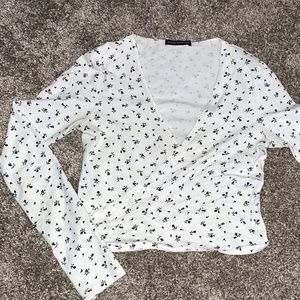 Brandy Melville Long Sleeve Tie Shirt, Size Small